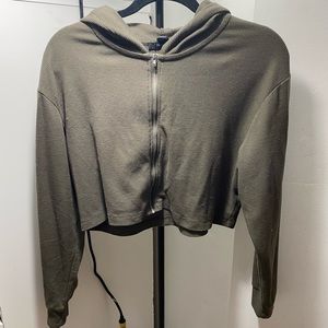 Forever 21 crop zip sweater
